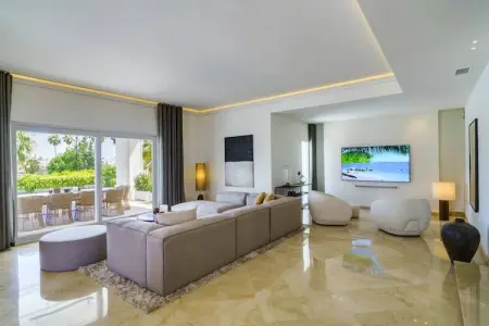 Villa 6 chambres avec spa et terrasse jacuzzi à Marbella : photo 11