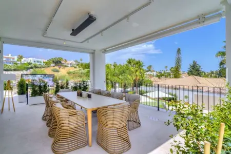 Villa 6 chambres avec spa et terrasse jacuzzi à Marbella : photo 54