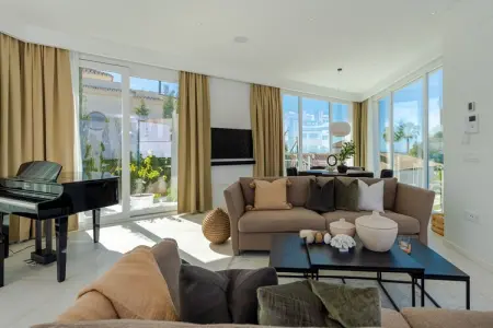 Unique & Luxurious Villa with Heated Pool!, Villa de luxe à Mijas Costa - Photo 17