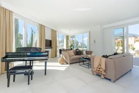 Unique & Luxurious Villa with Heated Pool!, Villa de luxe à Mijas Costa - Photo 18