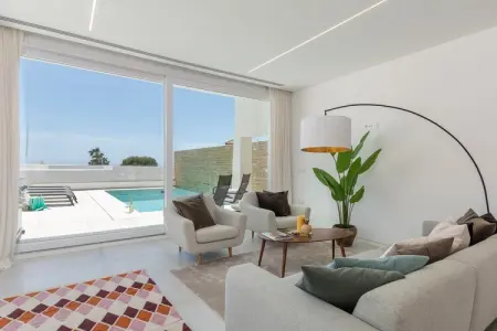 Modern Villa with Private Pool & Rooftop Terrace, Villa moderne à Mijas Costa - Photo 7