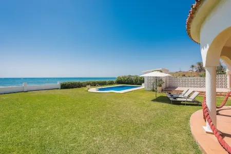 Villa en bord de mer à Marbella, piscine privée : photo 6