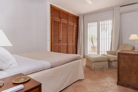 Villa andalouse Los Monteros, 5 ch, piscine privée : photo 18