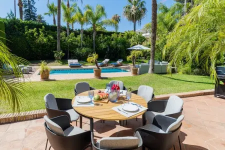 Villa andalouse Los Monteros, 5 ch, piscine privée : photo 30
