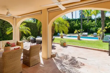Villa andalouse Los Monteros, 5 ch, piscine privée : photo 32