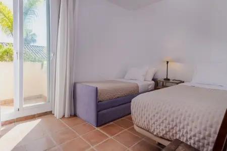 Villa andalouse Los Monteros, 5 ch, piscine privée : photo 35