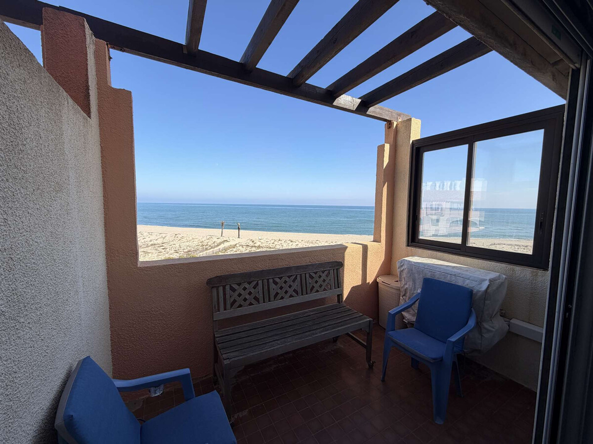 Duplex climatisé vue mer à 50m de la plage - Photo 1