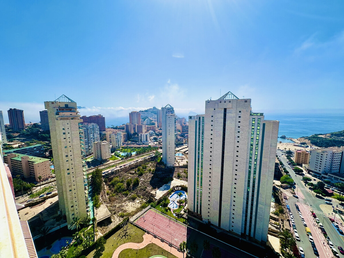 Appartement 5 personnes, 25e étage, vue mer et terrasse - Photo 3