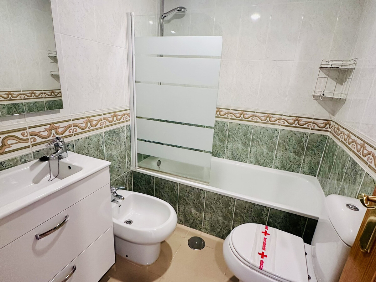 Appartement 5 personnes, 25e étage, vue mer et terrasse - Photo 24
