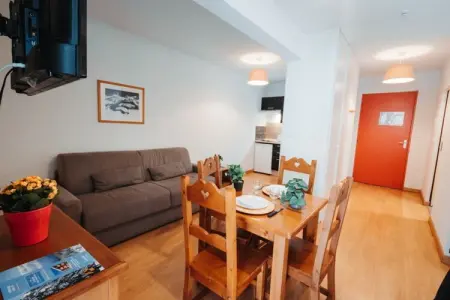 Location appartement à Ax‑les‑Thermes, Appartement Ax: Près du Centre Village