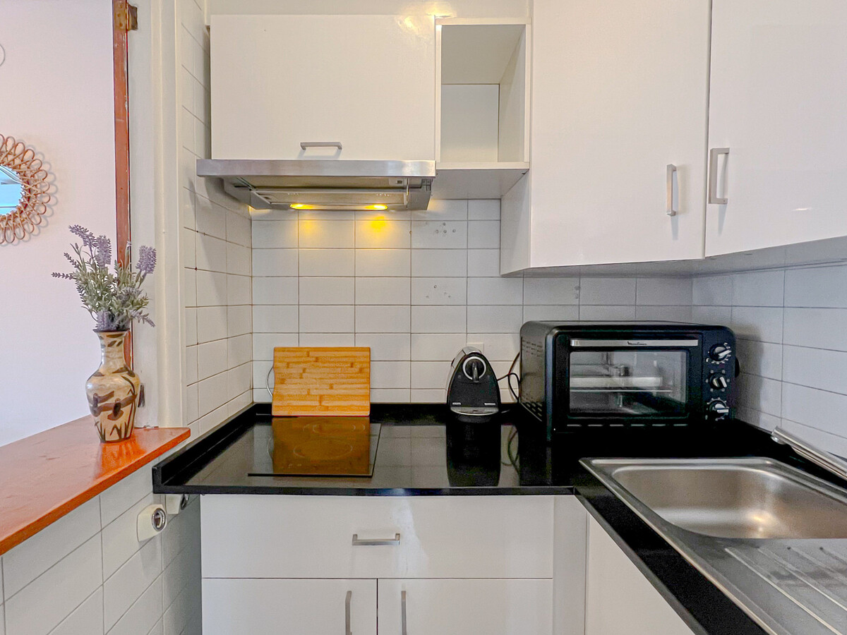 Appartement 4 pers. à Fenals avec piscine et clim - Photo 9