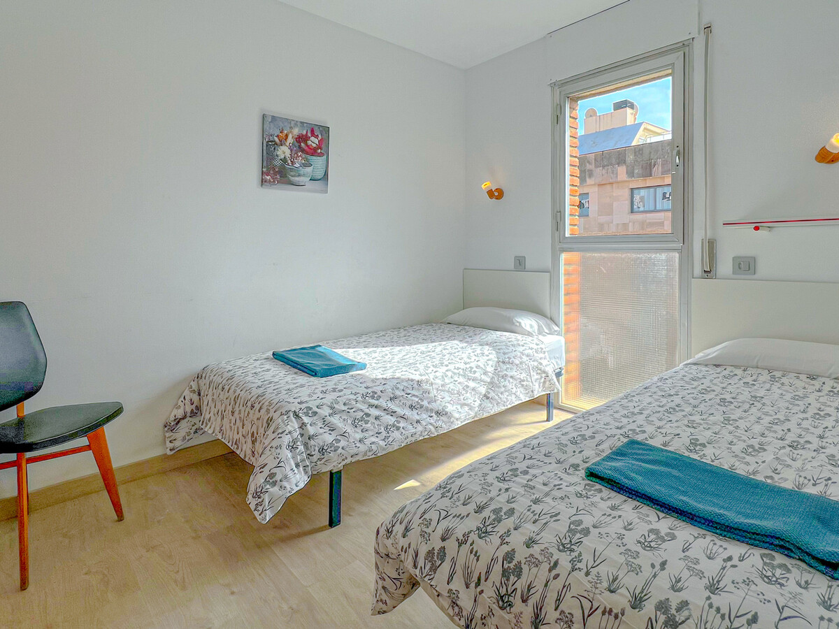 Appartement 4 pers. à Fenals avec piscine et clim - Photo 14