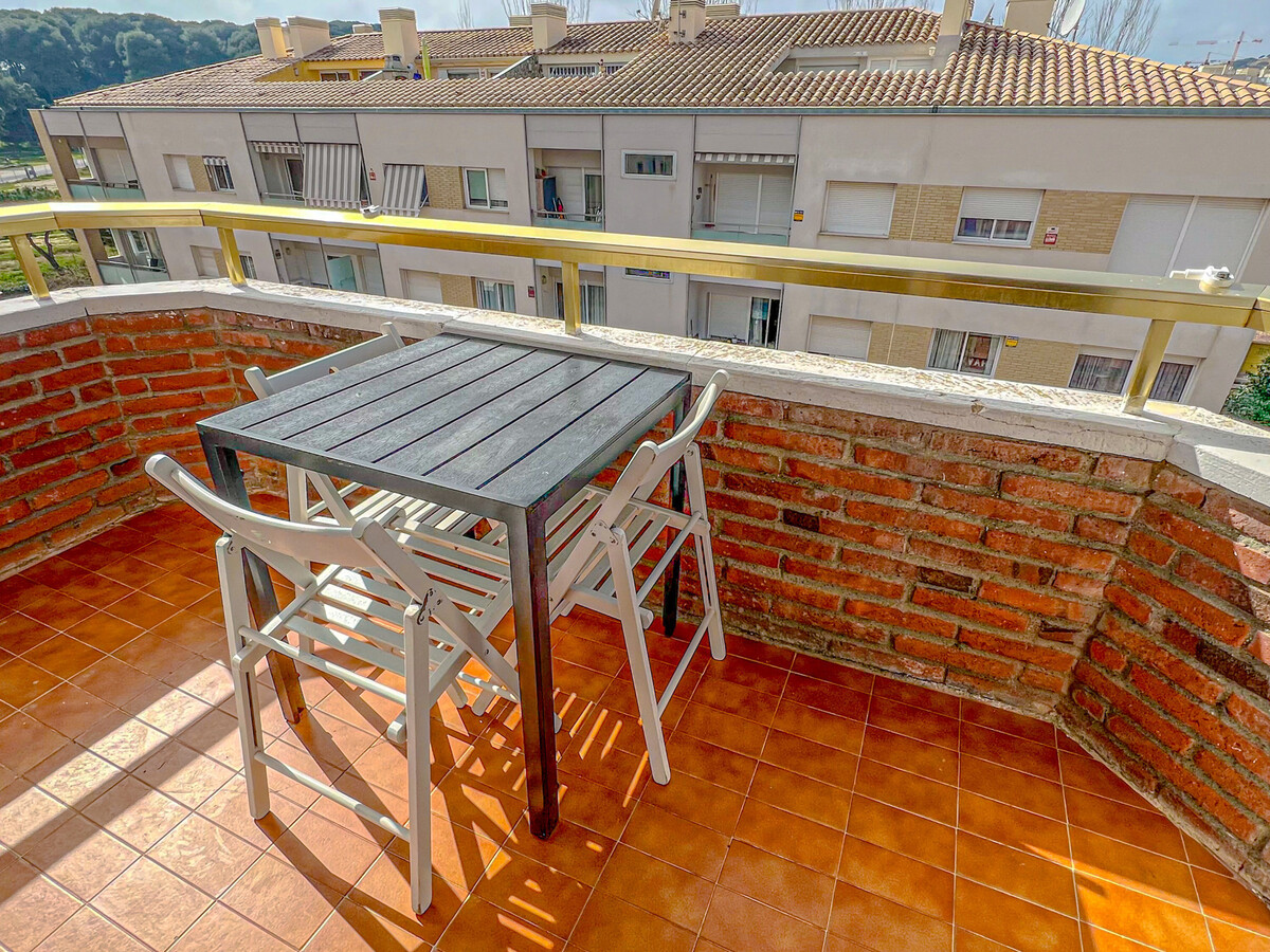 Appartement 4 pers. à Fenals avec piscine et clim - Photo 20