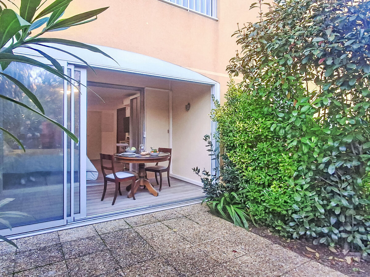 Les Trinquettes – Studio rénové 30 m², 30 m de la mer - Photo 3