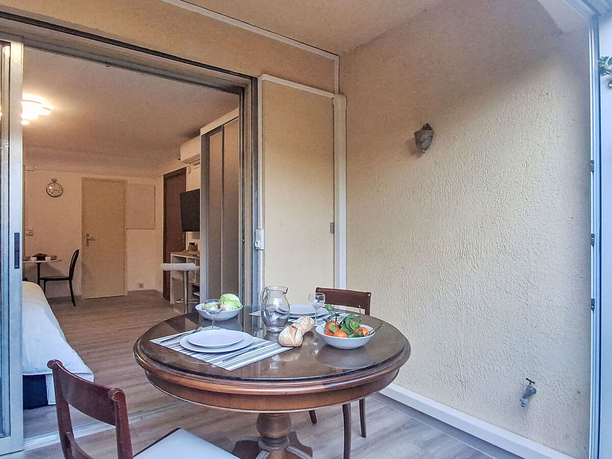 Les Trinquettes – Studio rénové 30 m², 30 m de la mer - Photo 10