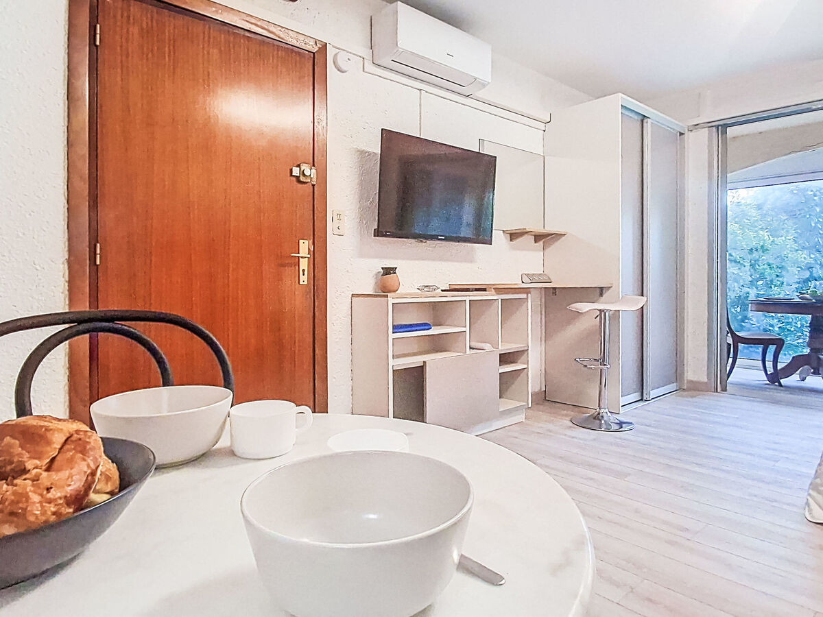 Les Trinquettes – Studio rénové 30 m², 30 m de la mer - Photo 11