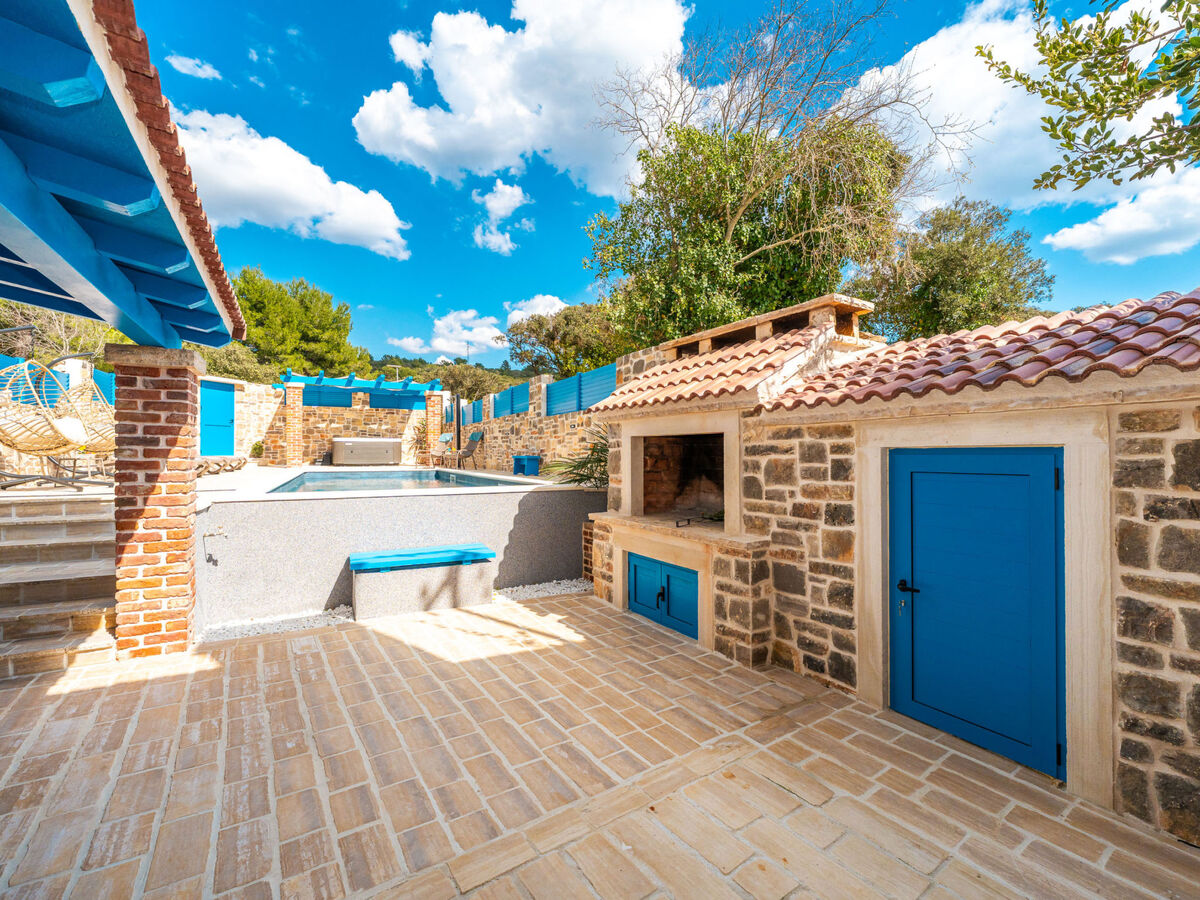 Stone Holiday house Zara avec jacuzzi à Bibinje - Photo 35