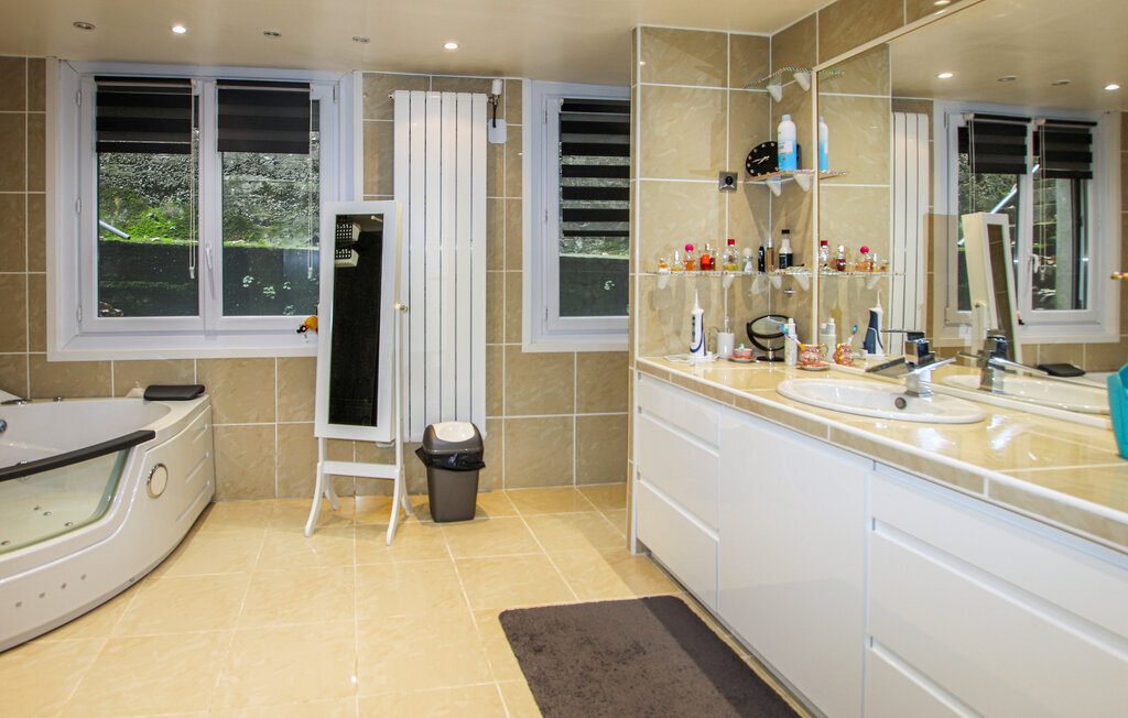 Maison 8 personnes Saint-Julien-du-Gua, randonnée à 100m - Photo 15