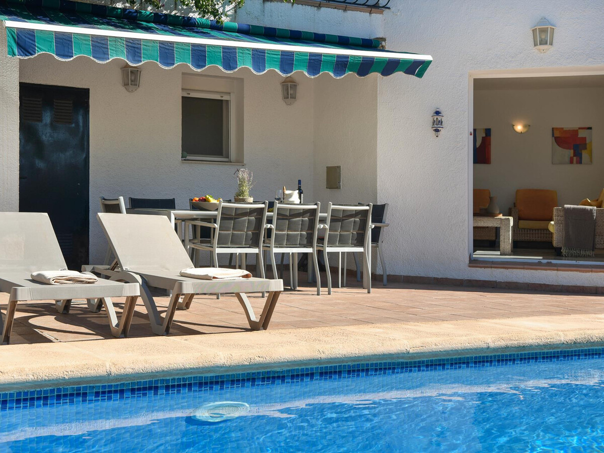 Villa 6 pers. avec piscine privée à Xàbia, 3 km plage - Photo 1