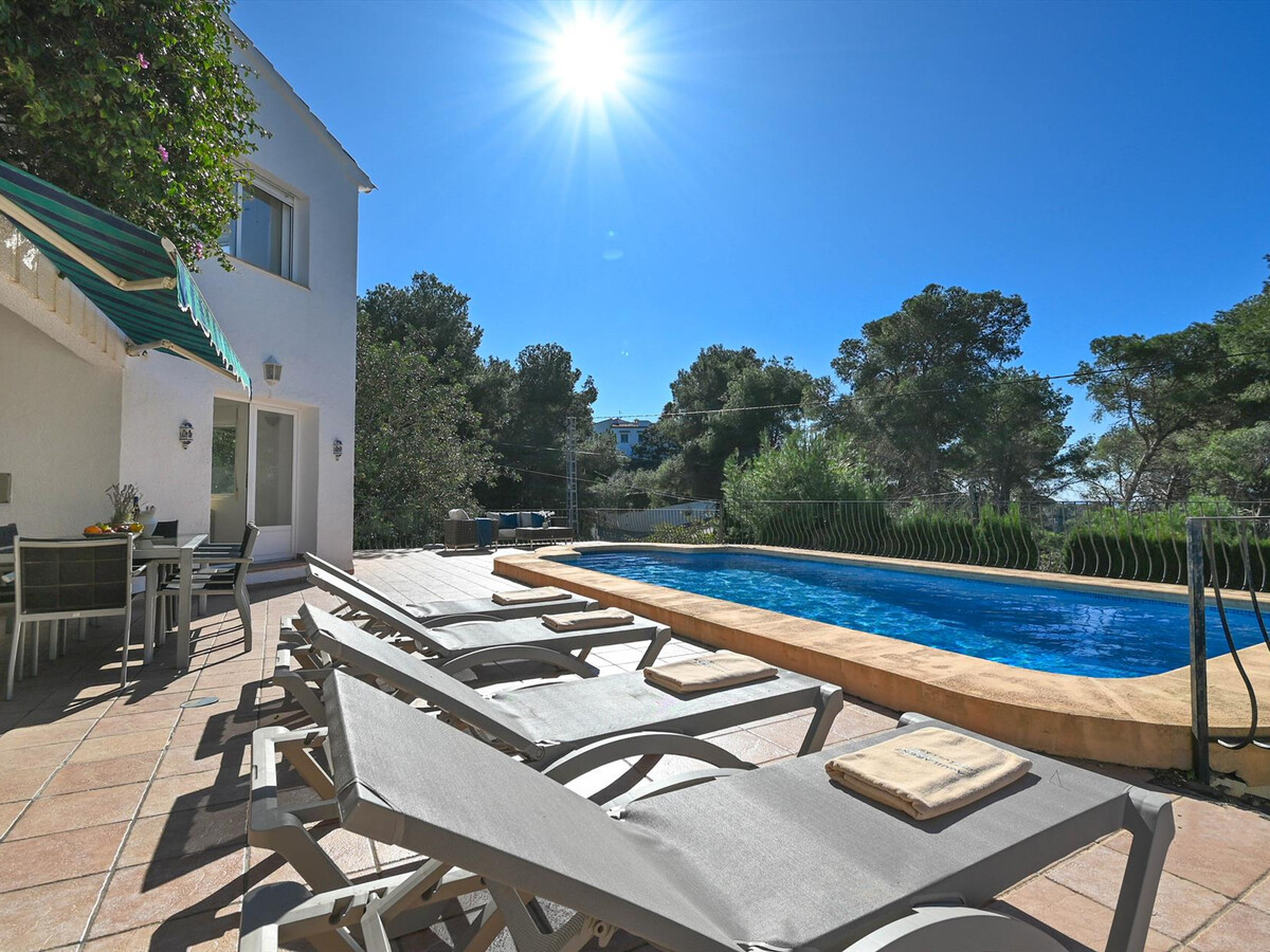 Villa 6 pers. avec piscine privée à Xàbia, 3 km plage - Photo 2
