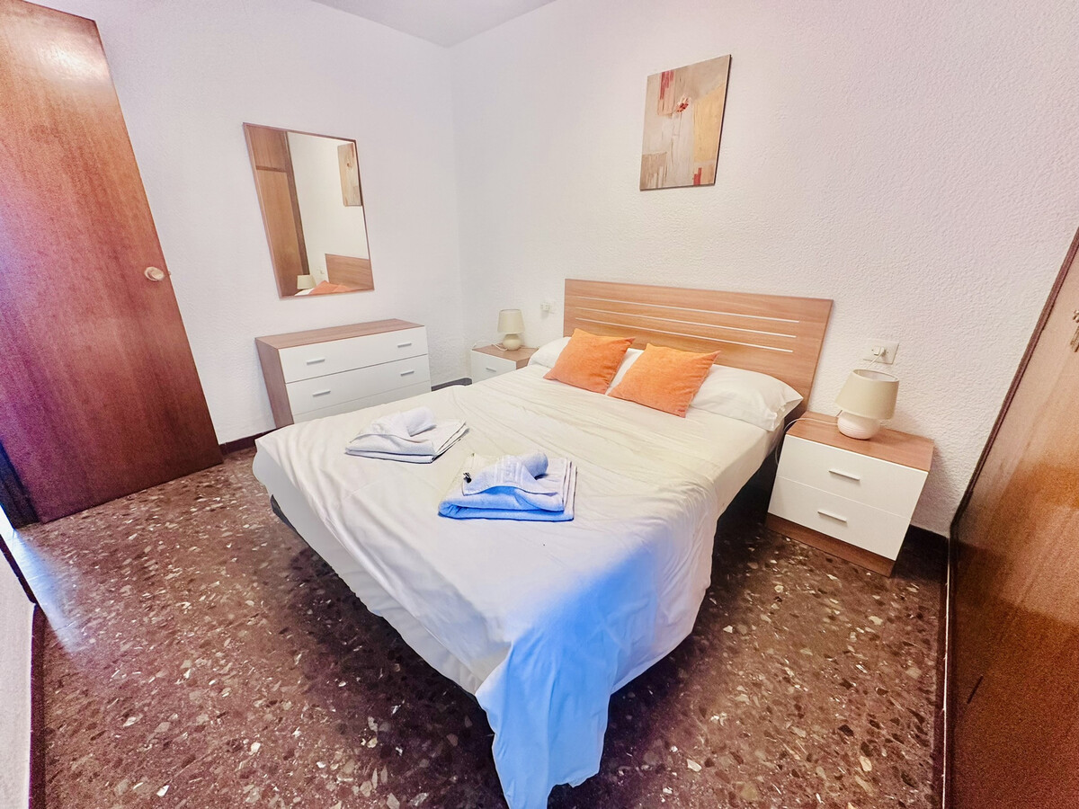 Appartement 70 m² front de mer Poniente, 6 pers., animaux OK - Photo 9