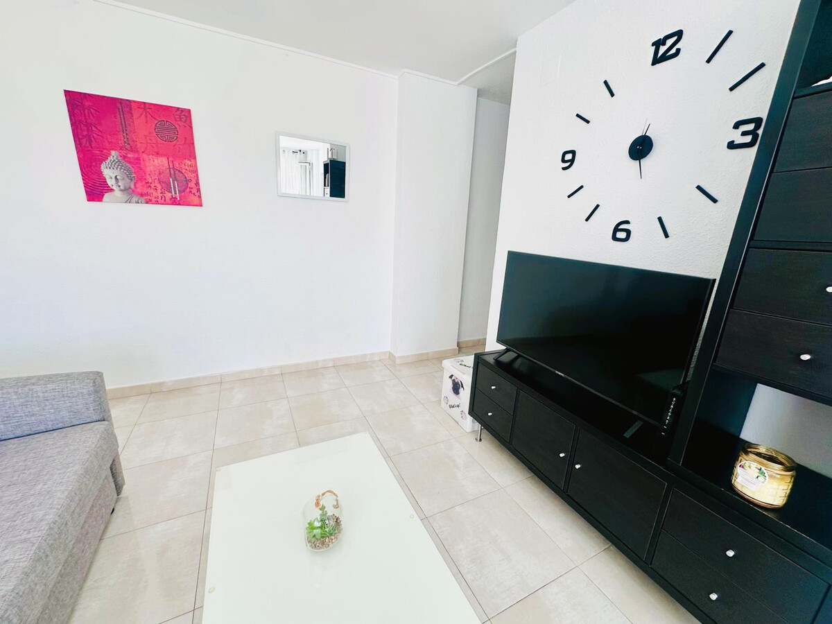 Appartement 5 pers. Benidorm, piscine et parking inclus - Photo 6