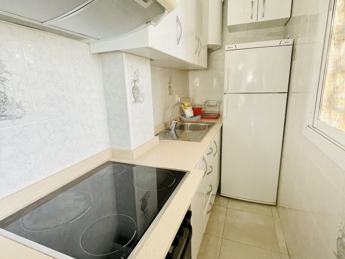 Appartement 5 pers. Benidorm, piscine et parking inclus - Photo 19
