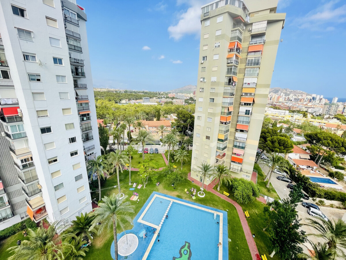 Appartement 5 pers. Benidorm, piscine et parking inclus - Photo 23