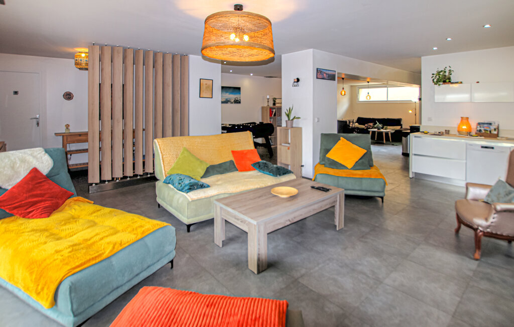 Maison 10 personnes avec jacuzzi à Saint-Fortunat - Photo 5