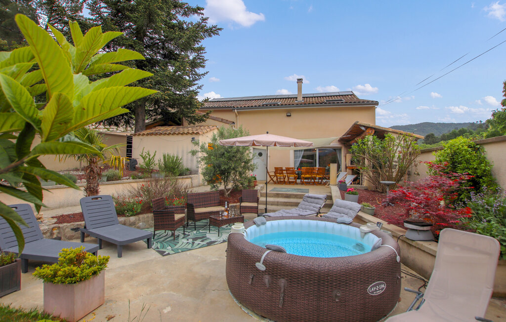 Maison 10 personnes avec jacuzzi à Saint-Fortunat - Photo 11