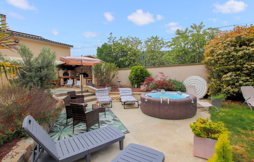 Maison 10 personnes avec jacuzzi à Saint-Fortunat - Photo 13