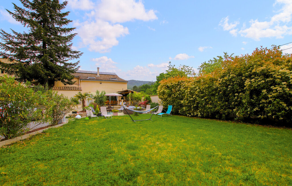 Maison 10 personnes avec jacuzzi à Saint-Fortunat - Photo 14