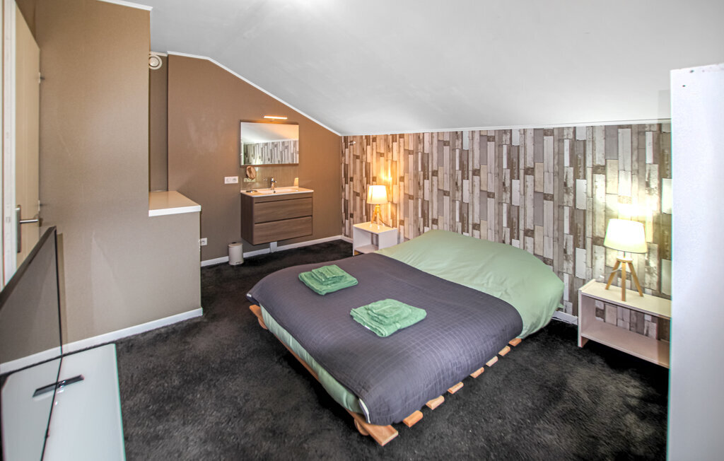 Maison 10 personnes avec jacuzzi à Saint-Fortunat - Photo 25