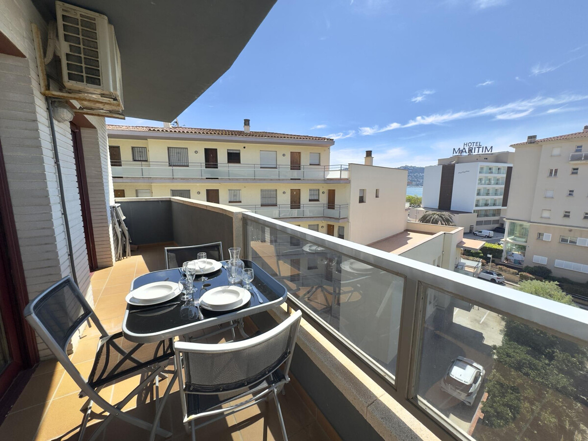 Appartement 2 chambres, parking et plage à 250m à Roses - Photo 2