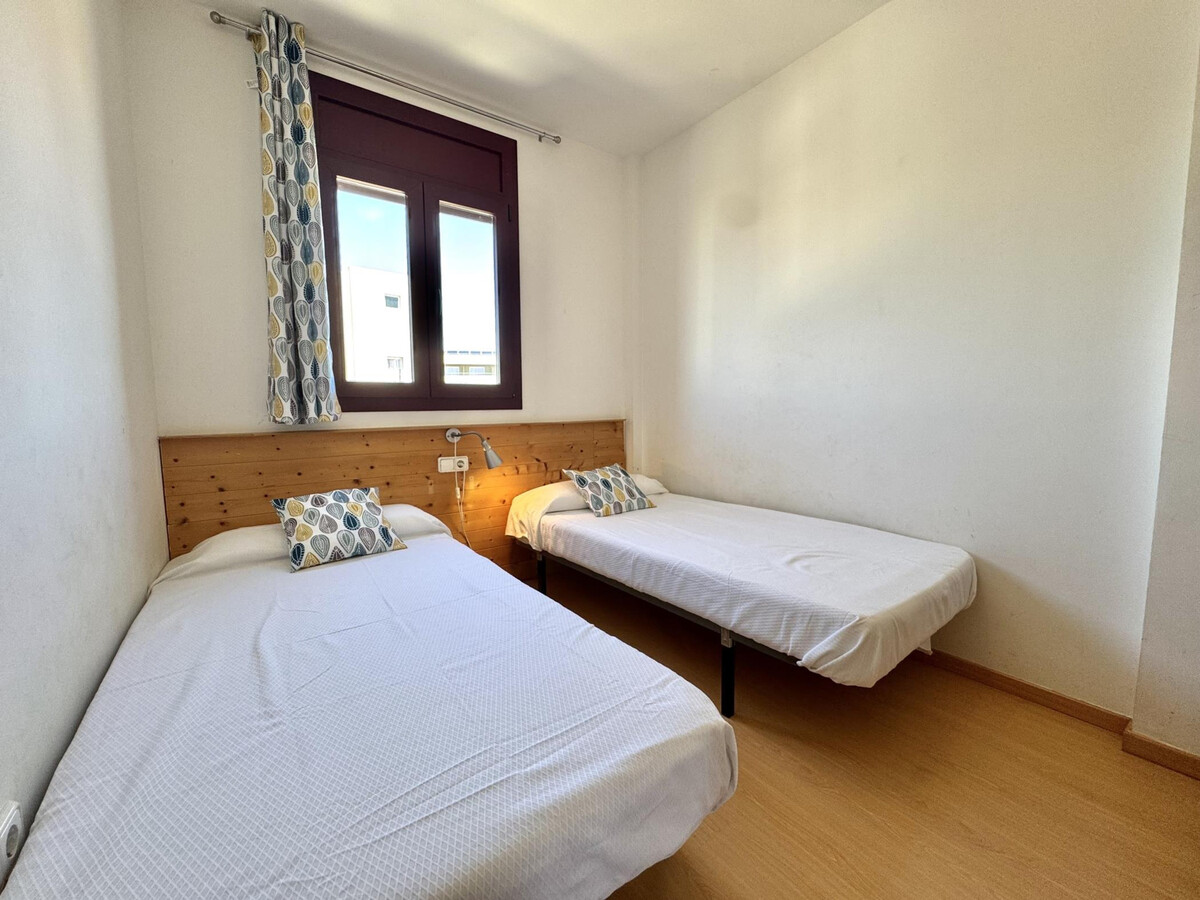 Appartement 2 chambres, parking et plage à 250m à Roses - Photo 17