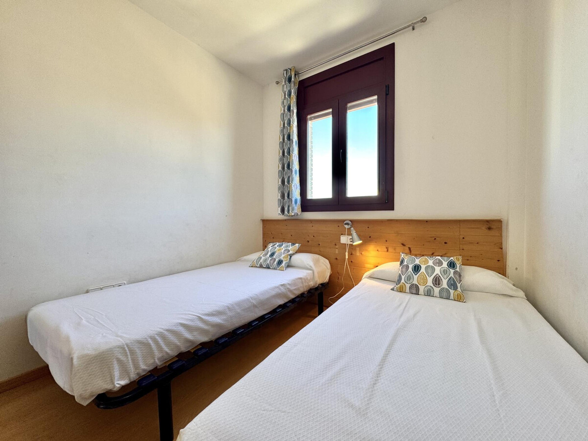 Appartement 2 chambres, parking et plage à 250m à Roses - Photo 18