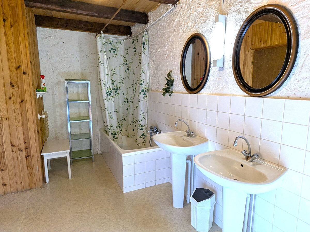 Gîte 110 m² au bord de la rivière - 6 personnes - Photo 17