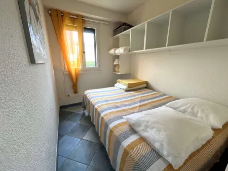 T2 rénové vue mer avec jardin et accès plage, Cap d'Agde : photo 9