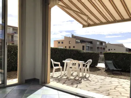 T2 rénové vue mer avec jardin et accès plage, Cap d'Agde : photo 12