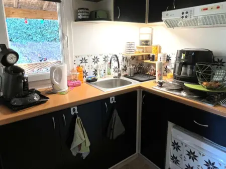 Chalet rénové 36 m² avec terrasse couverte à Agde : photo 5