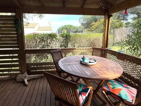 Chalet rénové 36 m² avec terrasse couverte à Agde : photo 13