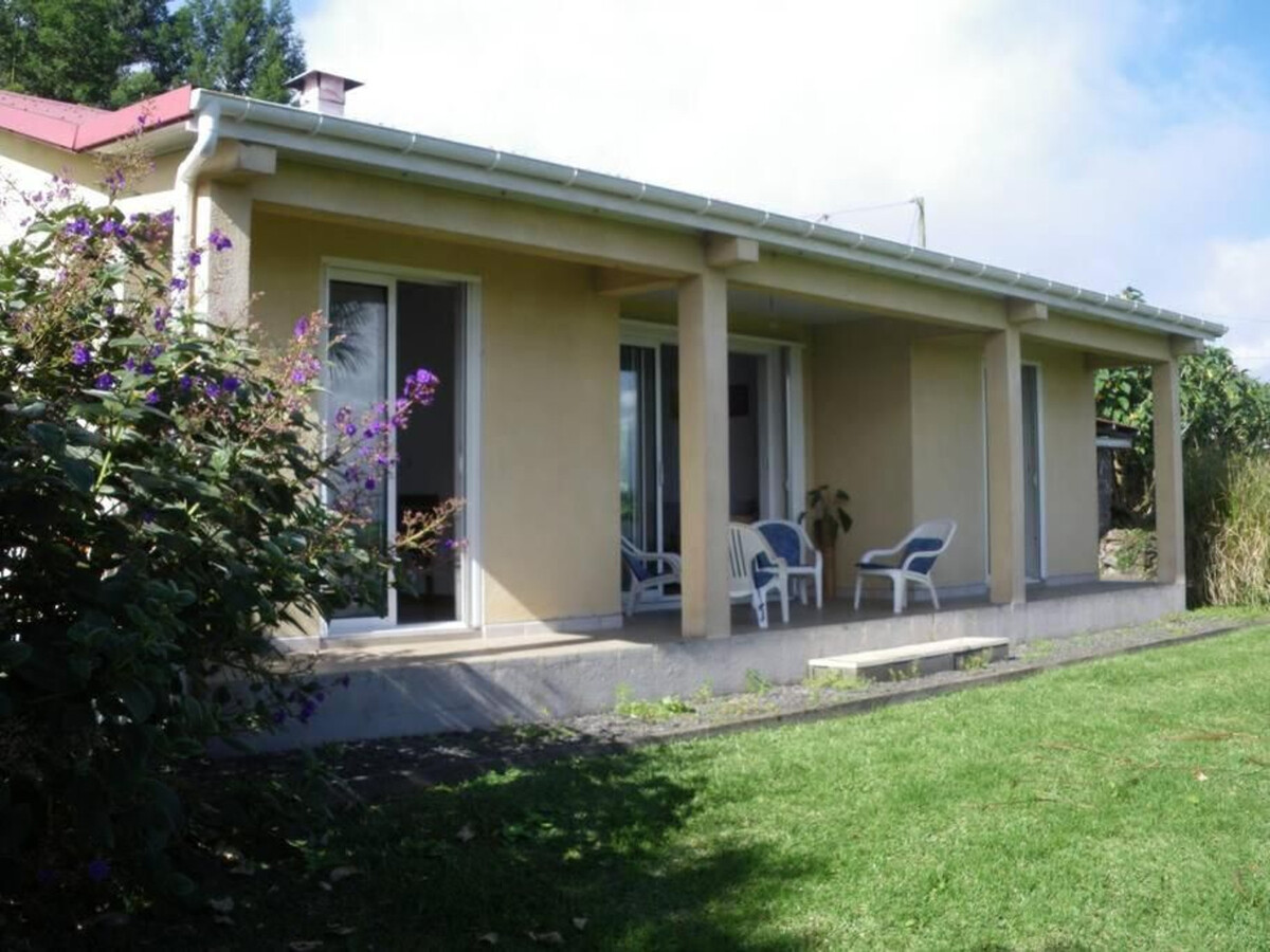 Le Tibouchina, gîte à la ferme avec vue montagne - Photo 11