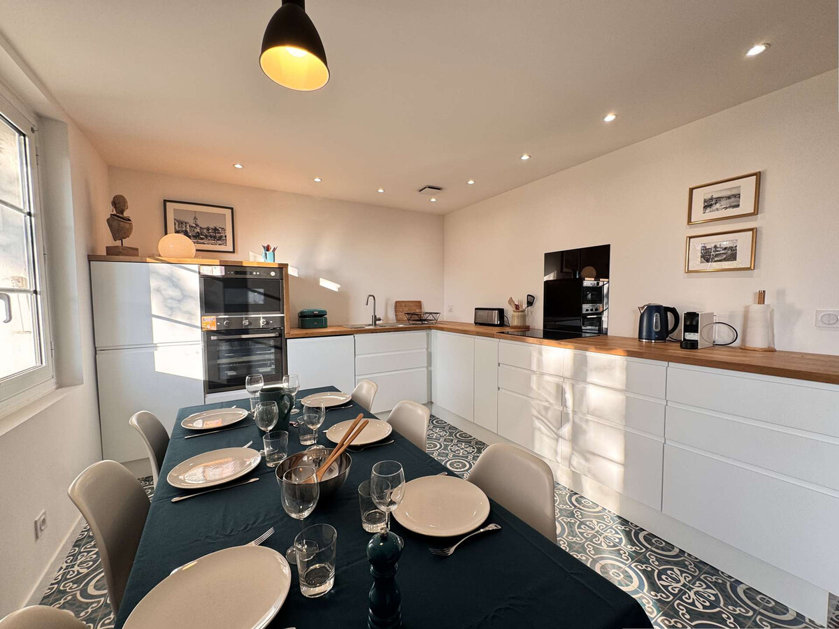 Appartement rénové 2e étage, cœur de Sanary - Photo 3