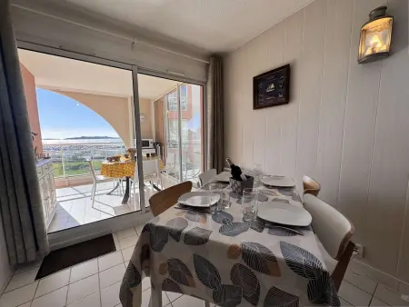 Appartement vue mer et port à Six-Fours-les-Plages : photo 4