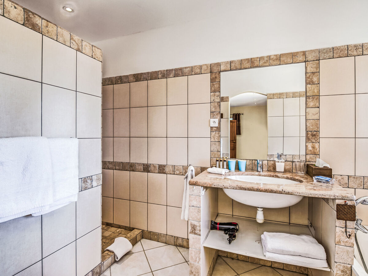 Villa I Tre Fratelli - 5 chambres, piscine chauffée - Photo 22