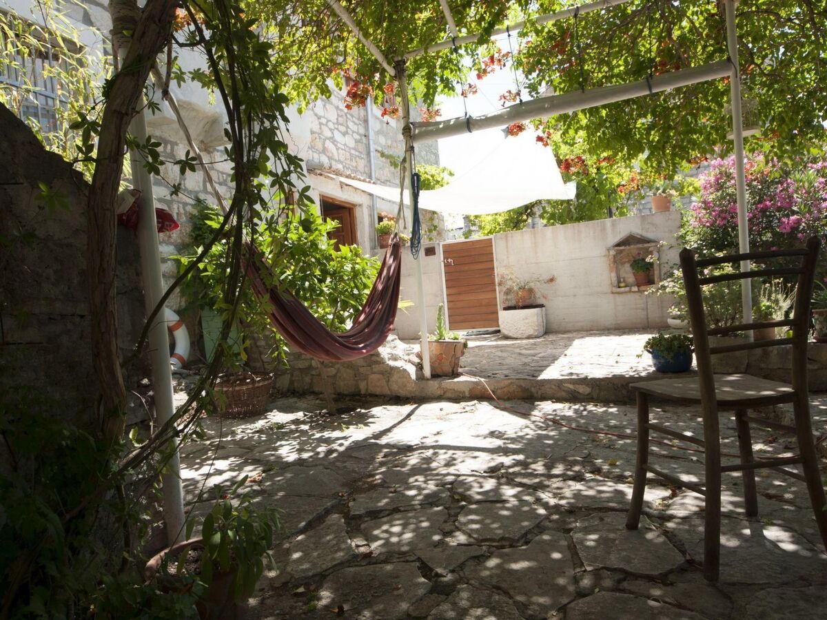 Maison en pierre dalmate sur Zlarin avec jardin - Photo 23