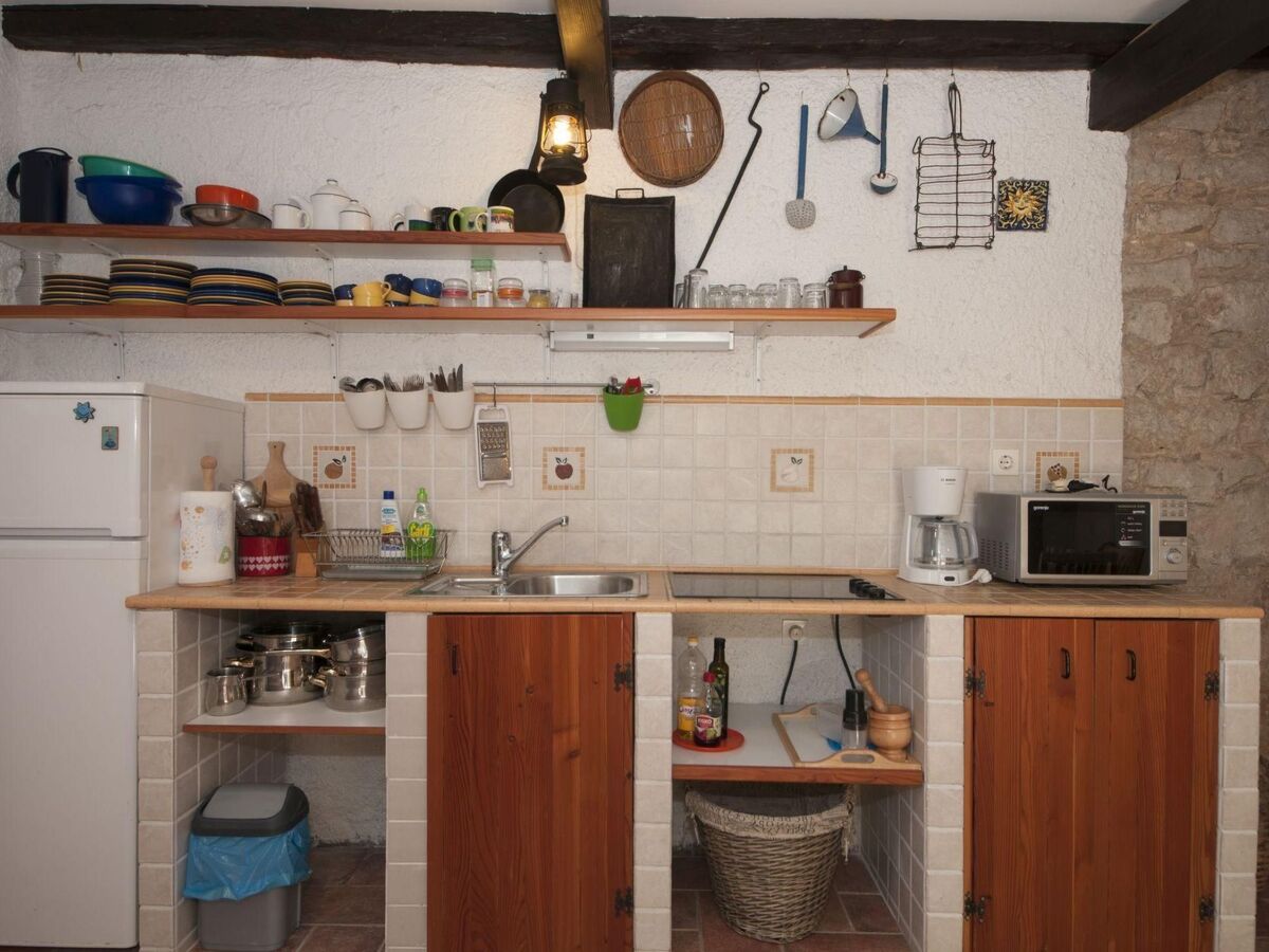 Maison en pierre dalmate sur Zlarin avec jardin - Photo 27