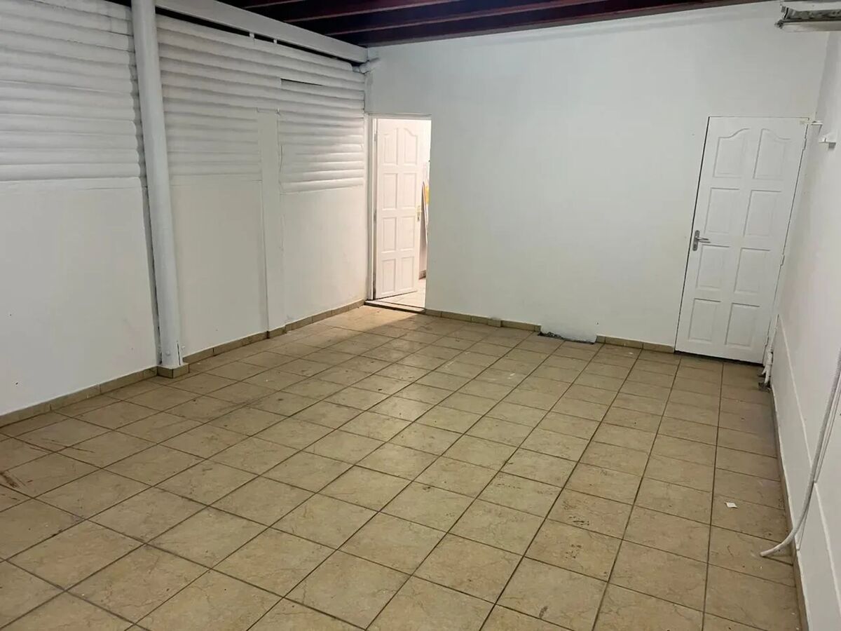 Appartement 60 m² avec terrasse vue ville à Sainte-Rose - Photo 23