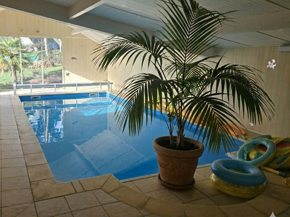Maison 10 pers. à Spay, piscine intérieure et parking - Photo 1