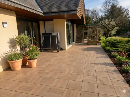 Location maison à Spay, Maison avec piscine et parking - 10 pers.